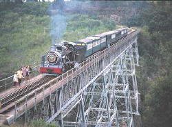 Apple Express auf der van Staaden Bridge -  South African Tourism