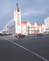 Das Rathaus von East London - Bild  by South African Tourism